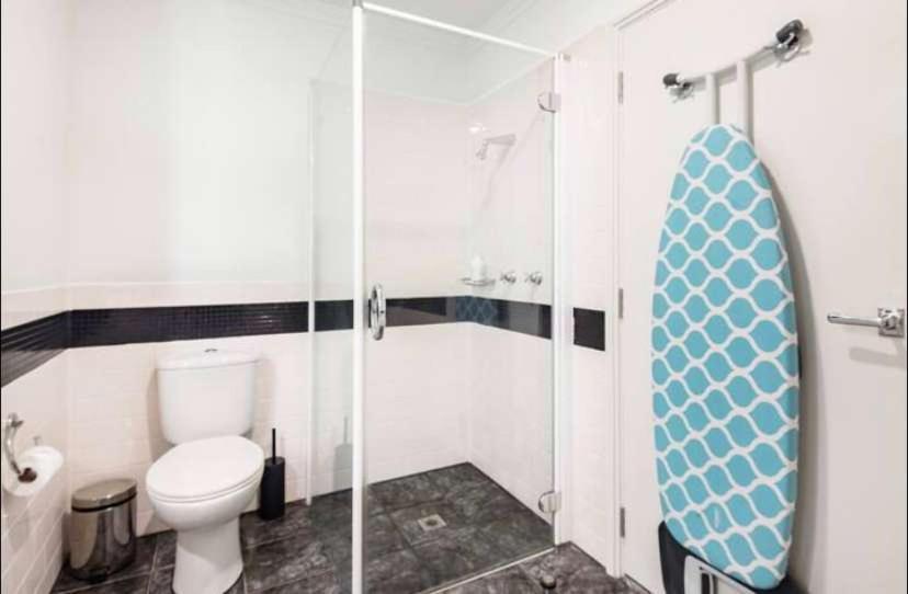 1 Bedroom Apartment In Cbd Auckland Exterior photo